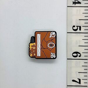 🎈5/$10🎈 PINS..PATCHES..CROC CHARMS.. Hocus Pocus..